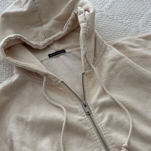 Brandy Melville Cream tip Hoodie Sweatshirt OS